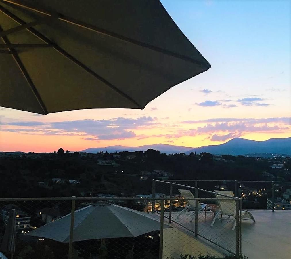 Hotel Twenty Rent Cagnes-sur-Mer Exteriér fotografie